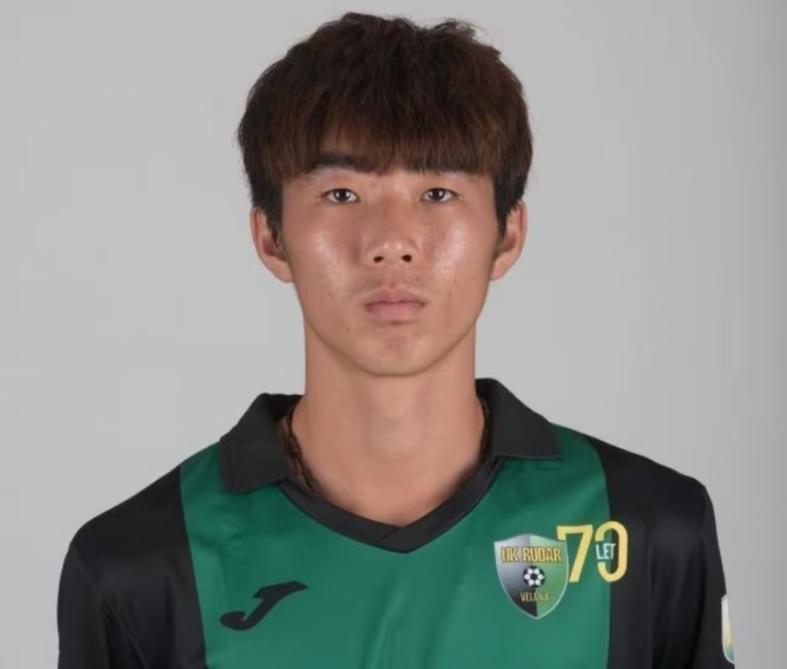 爱游戏官网-李浩然去铁人 陈序煌去长春 蔺国玉去南通 泰山10虎离队 彭啸冲锋